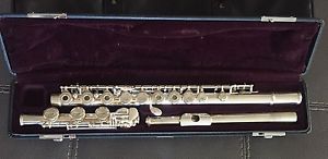 Yamaha YFL481 II Open Hole Inline G Silver Flute w/ Original Case