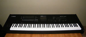 Yamaha MOTIF XF8 88-Key Synthesizer Workstation - Used - Works Great