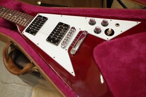 GIBSON USA FLYING V Red  w/hard case Free shipping Guiter Bass From JAPAN #F153
