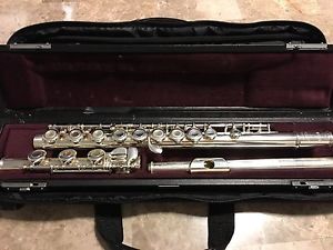 Yamaha YFL-481 II 925 Silver Open Hole Flute B Foot W/ Case