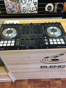 Pioneer DDJ-SX DJ Controller for Serato DJ