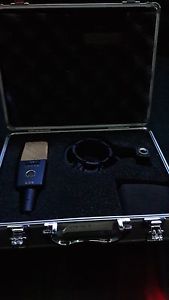 AKG C 414 XL II Studio Multipattern Condenser
