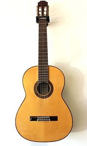 ARIA ACE-7S Concert Nylon String Classical Guitar, solid spruce made in Spain