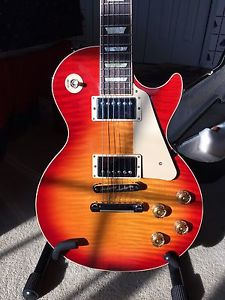 Gibson USA Les Paul Traditional Flame top Heritage Cherry Sunburst Guitar 2012