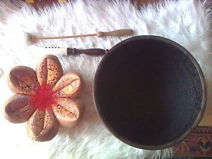 Singing bowl / klangschale/ japanese buddhist bell/ japanese singing bowl.