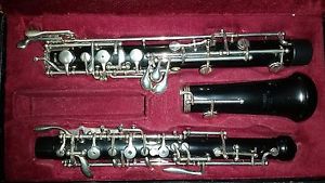 Yamaha YOB-410 advanced oboe with Left F key, low Bb!