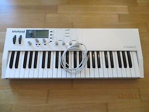 Waldorf Blofeld Keyboard Weiß Synthesizer - Top Zustand - Gigbag - Soundset