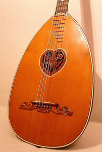 Guitar Lute
