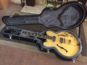 Epiphone Inspired by John Lennon Casino - Model E230TD - with Hard Case