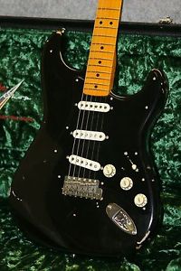2015 Fender USA Custom Shop David Gilmour Relic Stratocaster Strat Unplayed CASE
