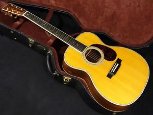 Martin 000-42 Natural w/hard case Free shipping Guiter Bass From JAPAN #X690