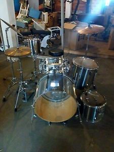 1998( 5) Piece LUDWIG DRUM SET