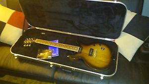 Gibson Les Paul Special double cut away.