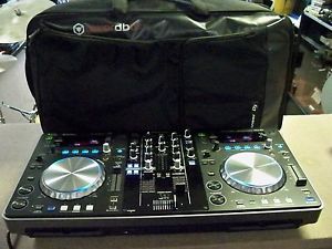 Pioneer XDJ-R1 All In One DJ Controller & Pioneer DJC-SC3 Carrying Bag