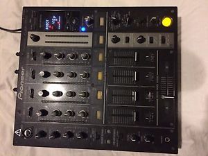 Pioneer DJM-700K DJ Mixer