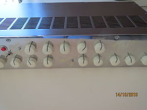 Groove Tube GT Trio Preamp. Silver with 3 discrete channels