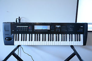Korg TR-61 TR61 61Key Workstation/Controller Synthesizer w/ adaptor, pedal