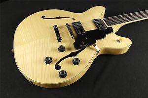 Guild Newark St. Collection Starfire IV ST Flamed Maple Natural (930)