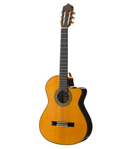 Ramirez 4N CWE CHITARRA CLASSICA ELETTRIFICATA SPAGNOLA
