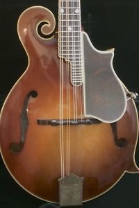 GIBSON F5 MASTER MODEL MANDOLIN