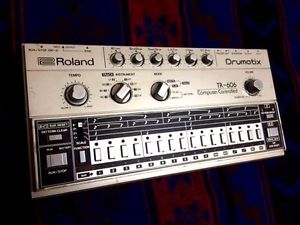 Roland TR-606 tr606 Drum Machine Vintage rhythm machine WORLDWIDE SHIPPING!