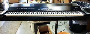 Roland V-Piano Digital Stage Piano, BLEM