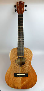 PONO MGTD Tenorukulele, massives Mango, designed by Ko'olau, gebaut auf Java