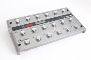 TC Electronic G-System Multi-FX Floor Processor w/box - MINT -