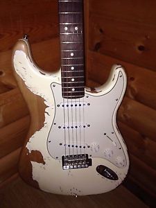 Fender USA Highway One Stratocaster Electric Guitar