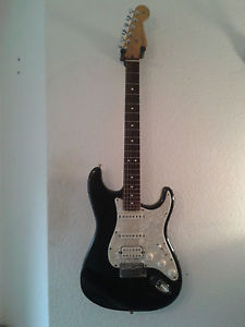 Fender Stratocaster SSH ca 2000 Made in Corona California