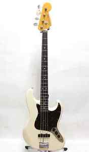 Fender Japan Exclusive Classic 60s Jazz Bass Vintage White Made in Japan