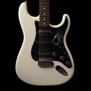 Fender Standard Stratocaster HSH Olympic White, Pre-Owned
