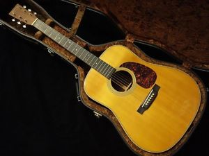 Martin HD-28V Natural  w/hard case Free shipping Guiter Bass From JAPAN #X686