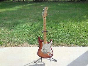 MINT 2009 Fender US American HSS Stratocaster, Sienna Burst, Fender Flight Case.
