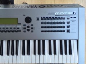 Yamaha MOTIF6 61 Key Synth Action + Flightcase & Two-Tier Stand