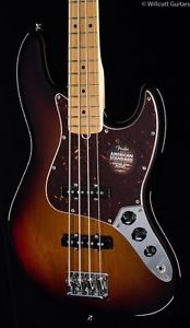 Fender American Standard Jazz Bass® 3-Tone Sunburst, Maple (814)