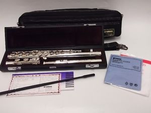 Brand NEW Finesse YAMAHA YFL-517 FLUTE High End  Japan yfl517