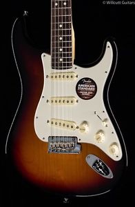 Fender American Standard Stratocaster® 3 Color Sunburst, Rosewood (915)
