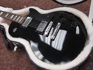 Gibson Les Paul Studio Gloss Black Ebony 2009 USA Made With Gibson Hard Case