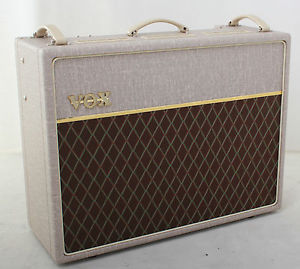 VOX Combo AC30HW2 Gitarrenverstärker, Gitarrenamp, B-Ware, Rückläufer