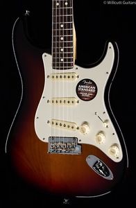 Fender American Standard Stratocaster® 3 Color Sunburst, Rosewood (107)