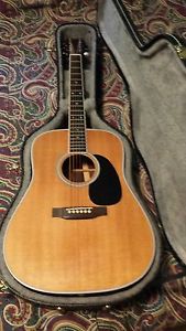 Martin Standard D-35 Acoustic Guitar