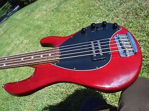 Ernie Ball Music Man Stingray Fretless 5 String Vintage Cherry Red - 44 HD Image