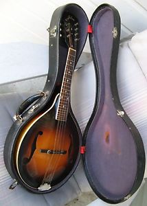 VINTAGE GIBSON A50 MANDOLIN WITH ORIGINAL CASE (1942) SUNBURST