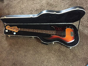 Fender American Standard P Bass precision W/ Fender Hardshell Case