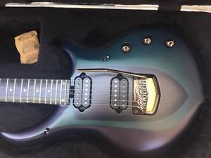 New ERNIE BALL MUSICMAN Majesty Arctic Dream (Free Shipping)