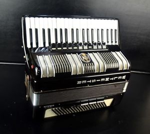 PROFESSIONAL GERMAN TOP PIANO ACCORDION WELTMEISTER S4+BRAND NEW STRAPS~CASSOTTO