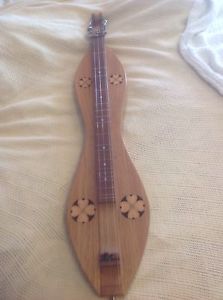 Bill Taylor Dulcimer - Butternut Top Walnut Back & Sides. With Case