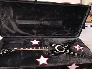 Zakk Wylde Custom Epiphone Signed by Zakk and his band (Custom Case) Fed-Ex Reci