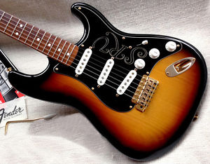 1999 Fender USA Stevie Ray Vaughan Stratocaster Electric Guitar Free Shipping